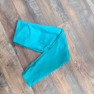 Fabletics teal leggings